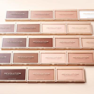 Makeup Revolution London Matte Base Pudră pentru femei 12 g Nuanţă P2