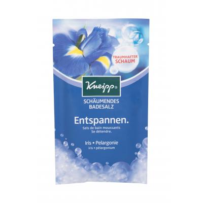 Kneipp Bubbling Mineral Bath Salt Relax Iris & Geranium Sare de baie pentru femei 80 g