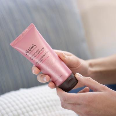 AHAVA Deadsea Water Mineral Hand Cream Cactus &amp; Pink Pepper Cremă de mâini pentru femei 100 ml