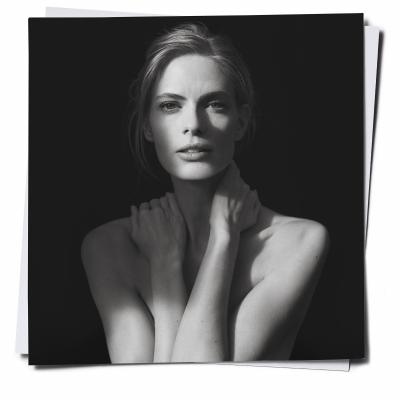 Jil Sander Simply Jil Sander Poudree Intense Apă de parfum pentru femei 60 ml