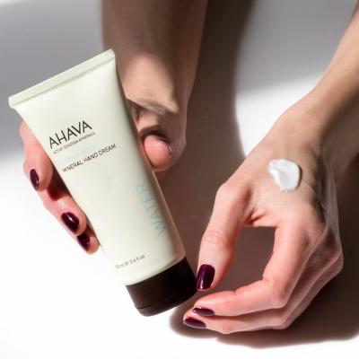 AHAVA Deadsea Water Mineral Hand Cream Cremă de mâini pentru femei 100 ml