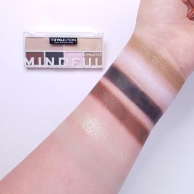 Revolution Relove Colour Play Shadow Palette Fard de pleoape pentru femei 5,2 g Nuanţă Mindful