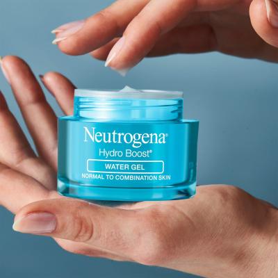 Neutrogena Hydro Boost Set cadou Gel hidratant de zi Hydro Boost Water Gel 50 ml + cremă de noapte Hydro Boost Sleeping Cream 50 ml