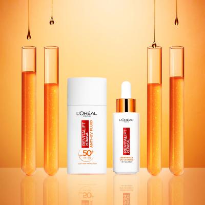 L&#039;Oréal Paris Revitalift Clinical Anti-UV Fluid SPF50+ Cremă de zi 50 ml