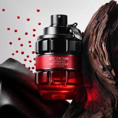 Viktor &amp; Rolf Spicebomb Infrared Apă de parfum pentru bărbați 50 ml