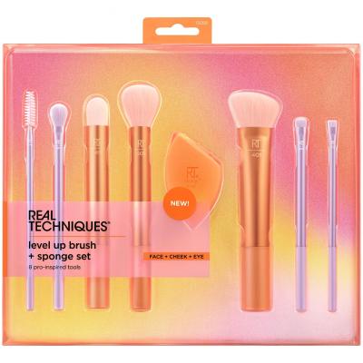 Real Techniques Brushes Level Up Brush + Sponge Set Pensule pentru femei Set