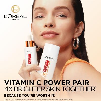 L&#039;Oréal Paris Revitalift Clinical Pure 12% Vitamin C Set cadou ser facial Revitalift Clinical Vitamin C Serum 30 ml + Cremă de zi pentru față Revitalift Clinical Vitamin C Anti-UV Fluid SPF50 50 ml