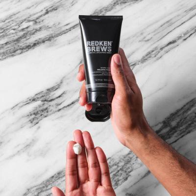 Redken Brews Hard Molding Paste Ceară de păr pentru bărbați 150 ml