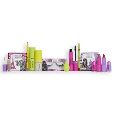 Makeup Revolution London Emily In Paris 12 Jours De Paris Advent Calendar Set cadou Fard de pleoape 3 buc + mascara 1 buc + burete pentru machiaj 1 buc + spray fixator 1 buc + ruj de buze 2 buc + baza pentru machiaj 1 buc + gene false 1 pereche + creion de buze 2 buc