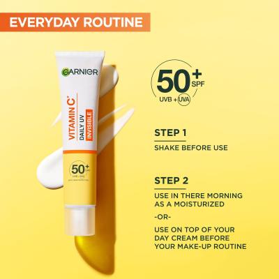 Garnier Skin Naturals Vitamin C Daily UV Invisible SPF50+ Cremă de zi pentru femei 40 ml