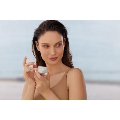 AHAVA Firming Multivitamin Day Cream SPF30 Cremă de zi pentru femei 50 ml