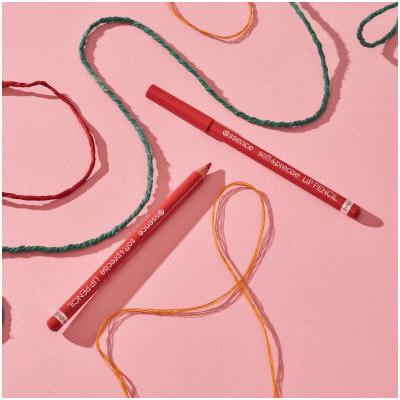 Essence Soft &amp; Precise Lip Pencil Creion de buze pentru femei 0,78 g Nuanţă 207 My Passion