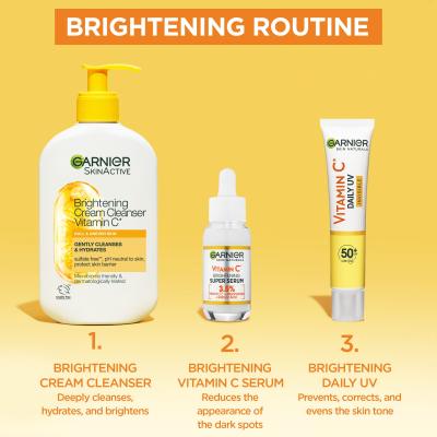 Garnier Skin Naturals Vitamin C Set cadou Ser facial Skin Naturals Vitamin C Brightening Super Serum 30 ml + fluid facial de zi Skin Naturals Vitamin C Daily UV Invisible SPF50 40 ml