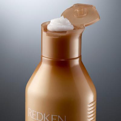 Redken All Soft Dream Big Set cadou Șampon All Soft 300 ml + balsam All Soft 300 ml + mască de păr All Soft Heavy Cream Treatment 250 ml