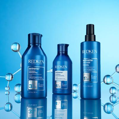 Redken Extreme Dream Big Set cadou Șampon Extreme 300 ml + balsam Extreme 300 ml + tratament pentru păr Extreme Anti-Snap Treatment 250 ml