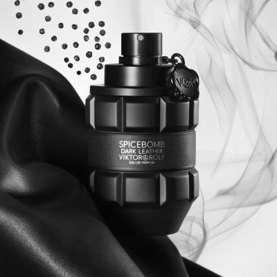 Viktor &amp; Rolf Spicebomb Dark Leather Apă de parfum pentru bărbați 90 ml