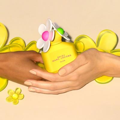 Marc Jacobs Daisy Glow Apă de toaletă pentru femei 50 ml