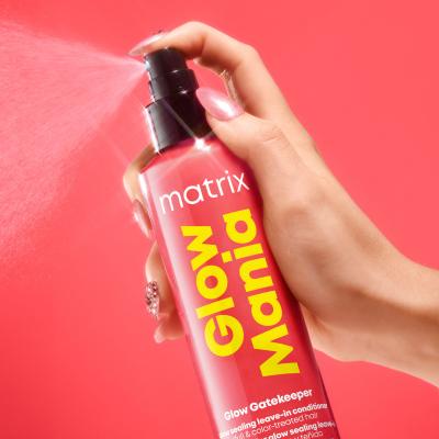 Matrix Glow Mania Glow Gatekeeper Leave-In Conditioner Fără clătire pentru femei 250 ml