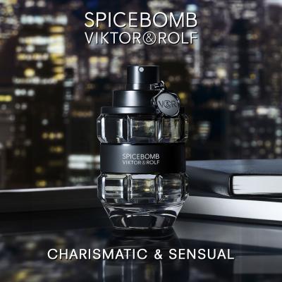 Viktor &amp; Rolf Spicebomb Apă de toaletă pentru bărbați 50 ml