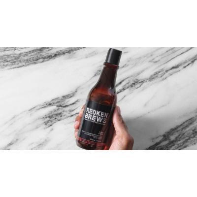 Redken Brews 3-In-1 Șampon pentru bărbați 300 ml